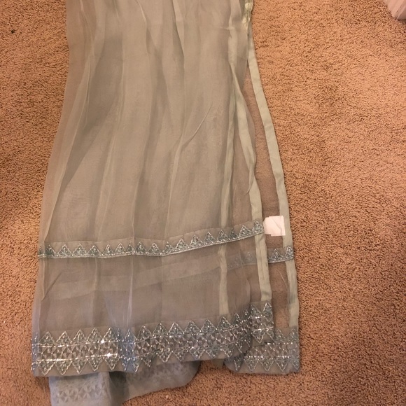 SAPPHIRE 3 Piece Pakistani Luxury Suit - Picture 7 of 13